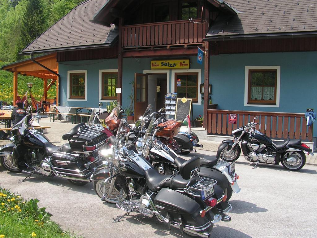 Camping Und Chalet Saggraben Hotel Палфау Екстериор снимка